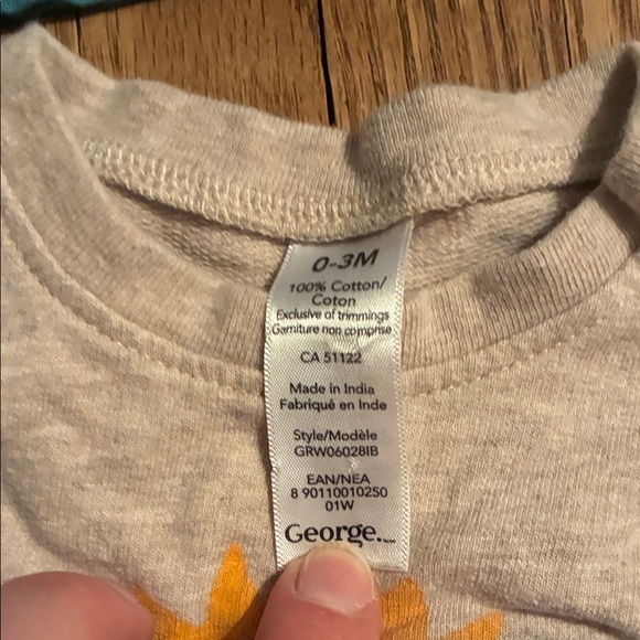 Assorted Sleepers, Shirts and Sweater - Picture 11 of 11